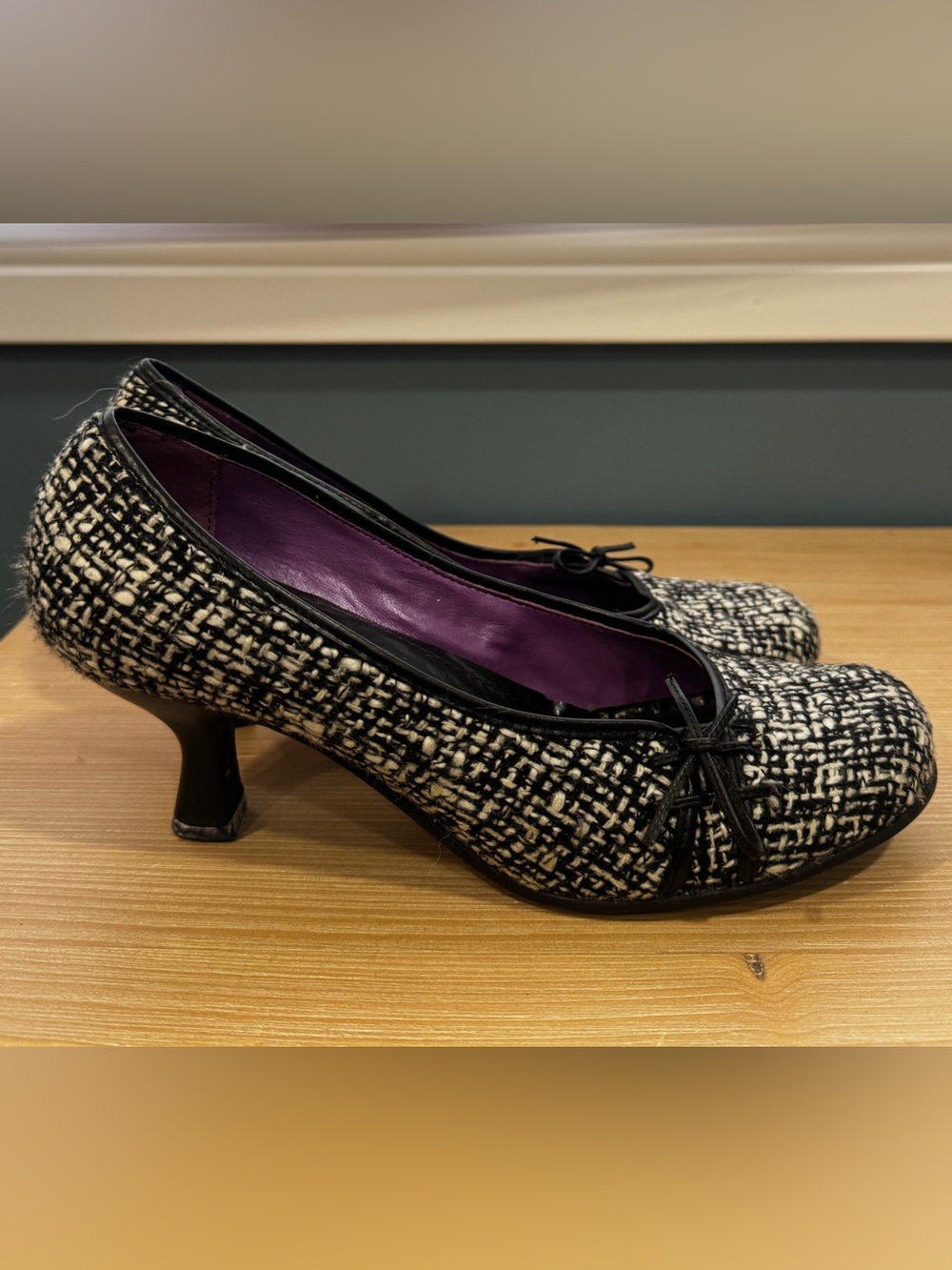 Steve Madden Black & White Tweed Pump with Purple Lining